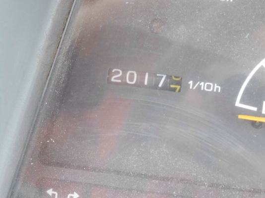รถตัก Komatsu WA 100-3 นำเข้าจากญี่ปุ่นแท้ 1000\% สวยมาก รถ 2,000 ชั่วโมง ขายถูก 090-986-2521