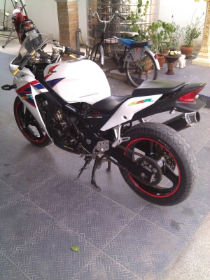 ขายcb1 400 มีทะเบียนขาดต่อ 54000 เครื่องดี 100\%