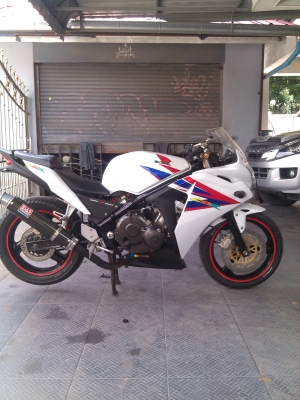 ขายcb1 400 มีทะเบียนขาดต่อ 54000 เครื่องดี 100\%