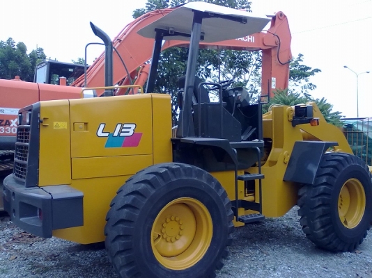 รถตัก TCM L13-2 นำเข้าจาก ญี่ปุ่น แท้ๆ 1000\% สวยมาก พร้อมใช้งาน ขายถูก 090-986-2521 รถตัก TCM L13-2 นำเข้าจาก ญี่ปุ่น แท้ๆ 1000\% สวยมาก พร้อมใช้งาน ขายถูก 090-986-2521