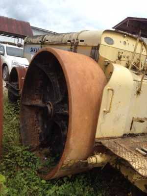 ต้องการขายรถบดสามล้อเหล็กSAKAI KD10 ตรวจเช็คสภาพพร้อมใช้