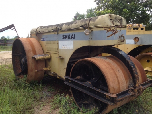 ต้องการขายรถบดสามล้อเหล็กSAKAI KD10 ตรวจเช็คสภาพพร้อมใช้