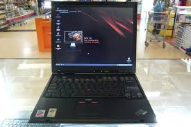 Notebook IBM R51 Pentium M 1.7Ghz,RAM 512MB,HDD 40GB,CD แบตเก็บไฟ   ราคา 4200 บาทไม่รวมค่าจัดส่ง