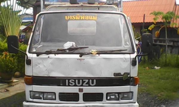 รถหกล้อดั้มเกษตร ISUZU   วิ่งข้าวก่อนนะครับเดี๋ยวกลับมาครับ