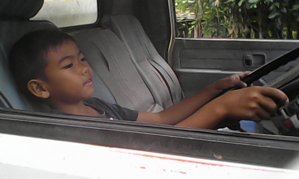 รถหกล้อดั้มเกษตร ISUZU   วิ่งข้าวก่อนนะครับเดี๋ยวกลับมาครับ