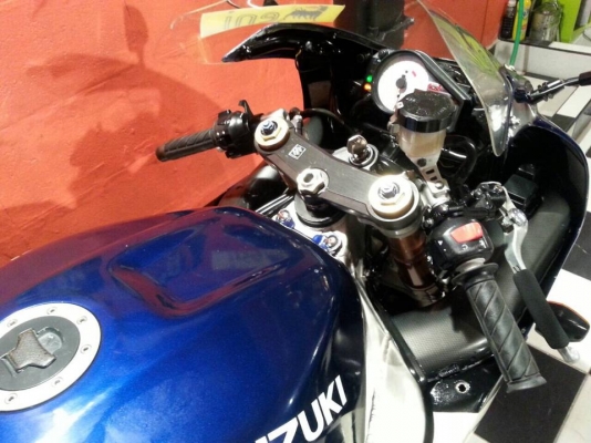 T&T BIKE RAMA2 ราคาโคตรถูกสุดๆ 99500 ฿SUZUKI GSXR1000K2 ปี2002 สวยกริปคับเอกสาร อินวอย เครื่องเฟรมครบ T&T BIKE RAMA2 ราคาโคตรถูกสุดๆ 99500 ฿SUZUKI GSXR1000K2 ปี2002 สวยกริปคับเอกสาร อินวอย เครื่องเฟรมครบ