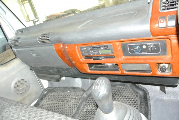 ISUZU NQR กระบะแสตนเลสทั้งลูก ยอดจัดไฟแนนซ์ได้ 550,000 บาทค่ะ