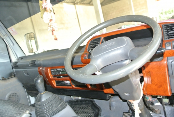 ISUZU NQR กระบะแสตนเลสทั้งลูก ยอดจัดไฟแนนซ์ได้ 550,000 บาทค่ะ