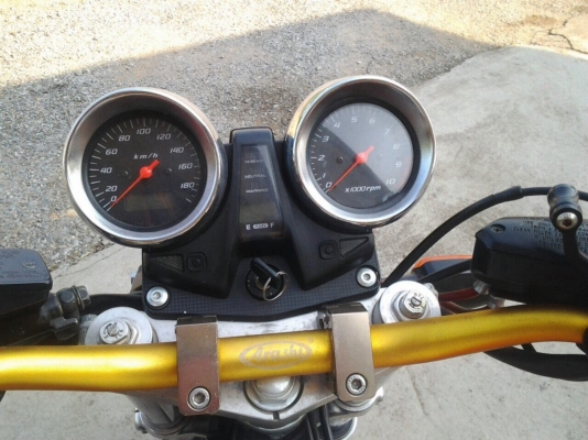 ธารนนทบุรี / honda cb1300 ปี99 สวยๆ ราคา125,000 บาท อินวอยท์+สรรพสารมิตร ธารนนทบุรี / honda cb1300 ปี99 สวยๆ ราคา125,000 บาท อินวอยท์+สรรพสารมิตร