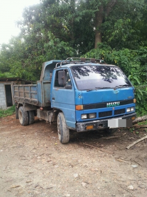 ISUZU NPR