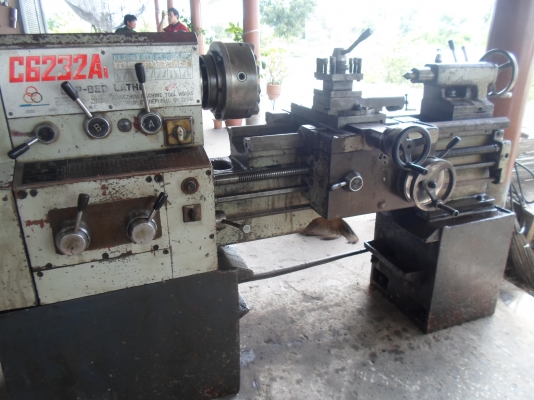 แท่นกลึง รุ่นหนัก 3 เพลา เกียร์บล็อก พร้อมใช้งาน ไฟ 3 สาย  กลึงเกลียวมิล เกลียวนิ้ว ไม่ต้องเปลี่ยนเฟือง 70,000