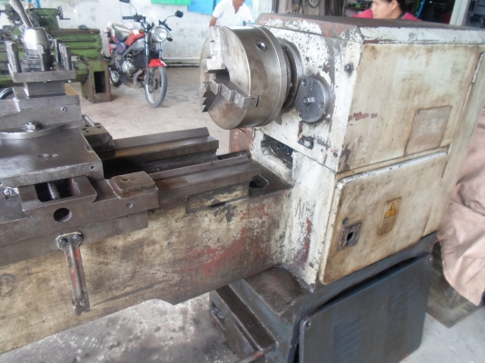 แท่นกลึง รุ่นหนัก 3 เพลา เกียร์บล็อก พร้อมใช้งาน ไฟ 3 สาย  กลึงเกลียวมิล เกลียวนิ้ว ไม่ต้องเปลี่ยนเฟือง 70,000