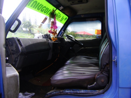 ขาย 6 ล้อกลาง NRR