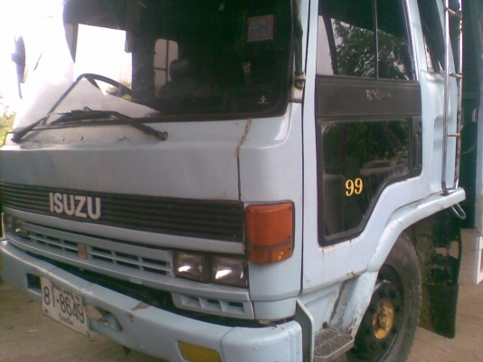 หกล้อ อ๊ซูซุ ร็อกกี้ FRR 175โบว์ ยาว7.20เมตร สภาพพร้อมใช้ ทะเบียนพร้อม