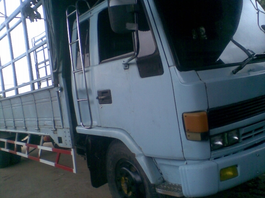 หกล้อ อ๊ซูซุ ร็อกกี้ FRR 175โบว์ ยาว7.20เมตร สภาพพร้อมใช้ ทะเบียนพร้อม