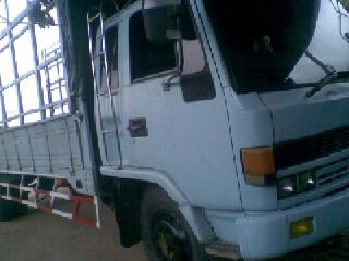 หกล้อ อ๊ซูซุ ร็อกกี้ FRR 175โบว์ ยาว7.20เมตร สภาพพร้อมใช้ ทะเบียนพร้อม