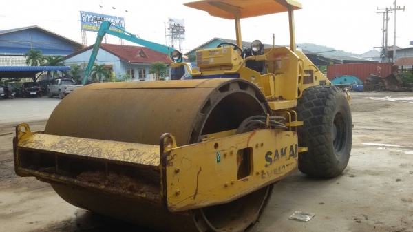 ขายรถบด SAKAI SV512TF สองเปลือก เรียบหุ้มหนาม เล่มทะเบียน ราคา 1650000