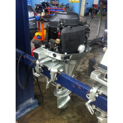 ขายเครื่องยนต์เรือ Honda 30แรงม้า 4จังหวะ หางสั้น มือสองจากญี่ปุ่น