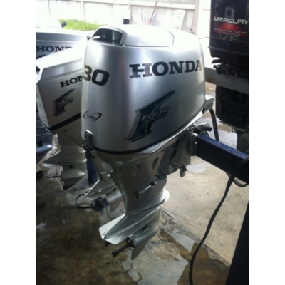 ขายเครื่องยนต์เรือ Honda 30แรงม้า 4จังหวะ หางสั้น มือสองจากญี่ปุ่น