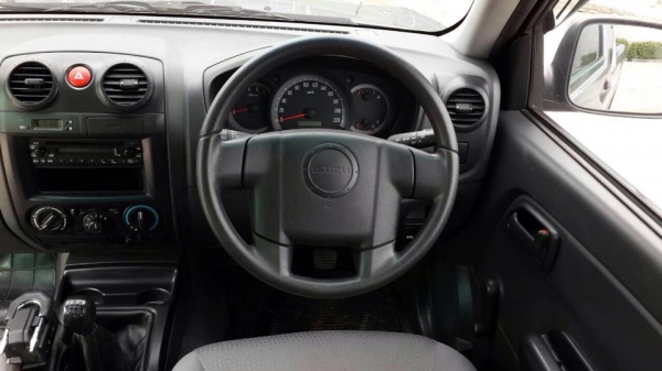 ขายครับ !!!! Isuzu Dmax 2.5 SX Cab ปี 07