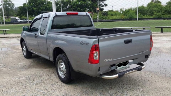ขายครับ !!!! Isuzu Dmax 2.5 SX Cab ปี 07