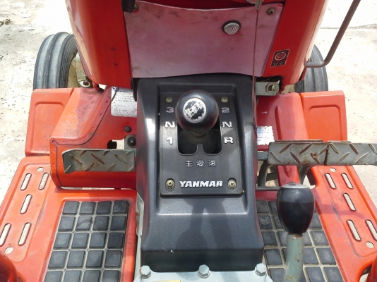 รถไถ ยันมาร์ YM2301