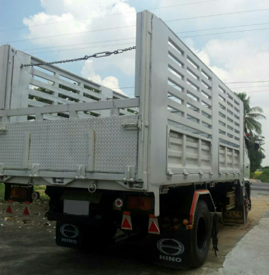 ขายรถบรรทุก 6 ล้อ HINO MAGA