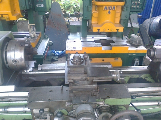 เครื่องกลึง 6 ฟุต ยุโรป รุ่น 360HB-X ระบบไฮดรอลิก กลึงเกลียวนิ้วมิลไม่ต้องเปลี่ยนเฟือง เครื่องจักรพร้อมใช้งาน เครื่องกลึง 6 ฟุต ยุโรป รุ่น 360HB-X ระบบไฮดรอลิก กลึงเกลียวนิ้วมิลไม่ต้องเปลี่ยนเฟือง เครื่องจักรพร้อมใช้งาน