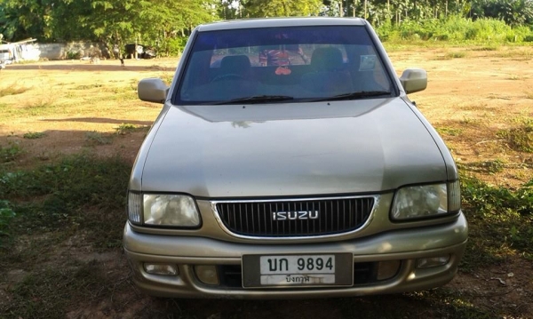 ขาย ISUZU Dragon Eye เครื่อง 2500 รถสวย สภาพดี ขาย ISUZU Dragon Eye เครื่อง 2500 รถสวย สภาพดี