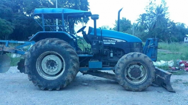 ขายรถไถ FORD TS90 ปี 2000 เกียร์กลาง กรองใหญ่ ผานดันหน้า+ผาน 3 ไทยเฮงหลี เอกสารเล่มทะเบียน