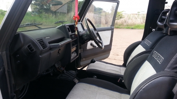 ขายSuzuki Jimny 4WDหลังคาสูงหายากครับ