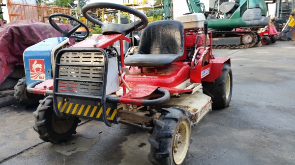 ขาย รถตัดหญ้านั่งขับ(เบนซิล) มือสองญี่ปุ่น
