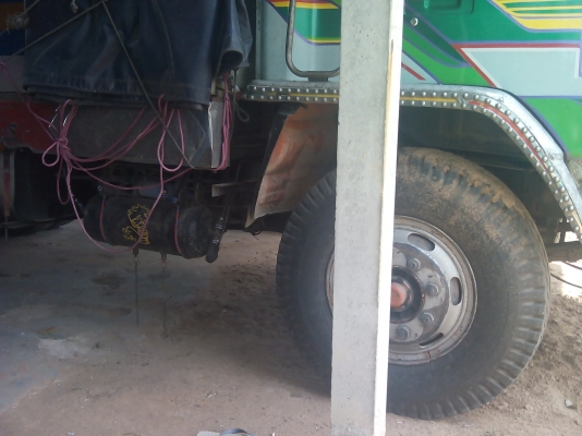 ขาย 10 ล้อล้องอิซูชุร็อคกี้ เครื่อง 6HE1-632411  195  แรง ปี 43