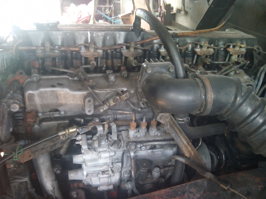 ขาย 10 ล้อล้องอิซูชุร็อคกี้ เครื่อง 6HE1-632411  195  แรง ปี 43