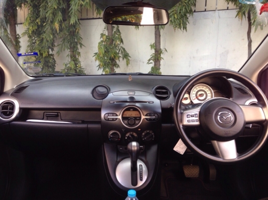 Mazda2 5dr ขายด่วน รถบ้าน