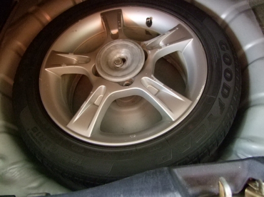 MAZDA 323 Protege ปี 2004 Auto เครื่องแน่นๆไม่เยิ้ม ช่วงล่างหนึบๆ มือสองแท้ ชุดแต่งรอบคันโรงงาน แมกซ์ขอบ 15 นิ้ว โรงงาน มี abs airbag 2 ลูก รีโมท เบาะหนัง กระจกไฟฟ้า ปรับข้างไฟฟ้า