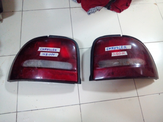 ขายไฟท้าย Chrysler Neon