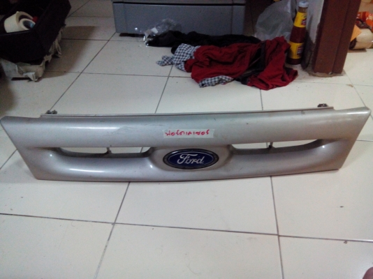 ขายไฟหน้า ไฟมุม กระจังหน้าฟอร์ด เลเซอร์ 900บาท ขายไฟหน้า ไฟมุม กระจังหน้าฟอร์ด เลเซอร์ 900บาท