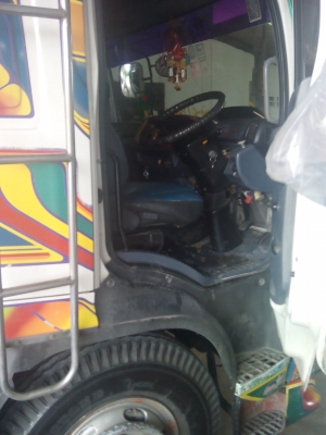 ขาย 10 ล้อล้องHINO เคื่อง 210 แรง ปี 44 ขาย 10 ล้อล้องHINO เคื่อง 210 แรง ปี 44