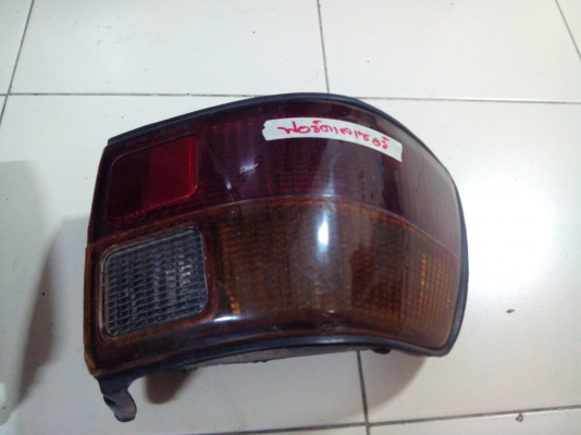 ขายไฟท้าย ฟอร์ดเลเซอร์ 1000