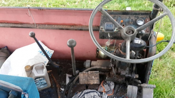 ขายรถ6ล้อ นวดข้าว เกษตรพัฒนา7ฟุต เครื่องนิสสัส PD6 220 แรง สภาพพร้อมใช้งาน พ.เพาเวอร์ แชชซีสวย