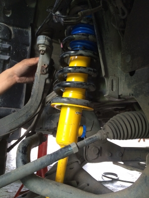 รับแก้ปัญหาช่วงล่าง รถกระบะ Ford by Shock Profender รับแก้ปัญหาช่วงล่าง รถกระบะ Ford by Shock Profender