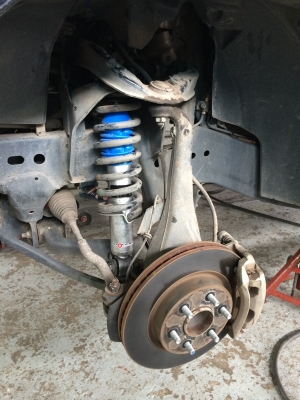 รับแก้ปัญหาช่วงล่าง รถกระบะ TriTron by Shock  Profender