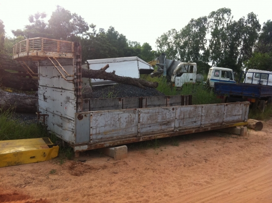 ขายด่วน กะบะ รถ 10 ล้อ สภาพพร้อมใช้งาน