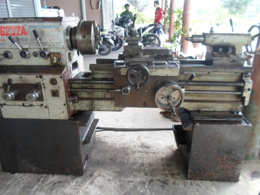 แท่นกลึง 5 ฟุต รุ่นหนัก 3 เพลา เกียร์บล็อก กลึงเกลียวมิลเกลียวน้ิว ไม่ต้องเปลี่ยนเฟือง สภาพสวย ๆ พร้อมใช้งาน 70,000