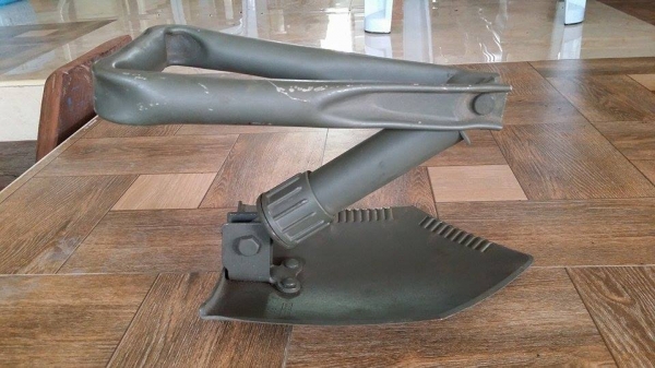 พลั่วสนาม มือ 2 สามารถใช้งานได้ตามเอนกประสงค์ ขนาดกระทัดรัด สามารถพับเก็บได้ ทำให้สะดวกในการใช้งานและง่ายต่อการพกพา