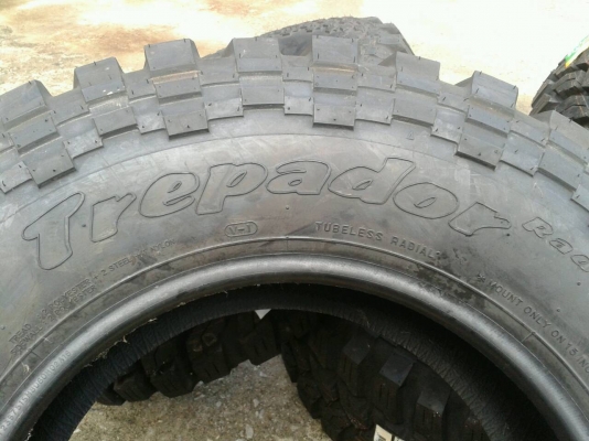 ขาย ยางMud MAXXIS Trepador M8060 Size Mini(235/75R15) ขาย ยางMud MAXXIS Trepador M8060 Size Mini(235/75R15)