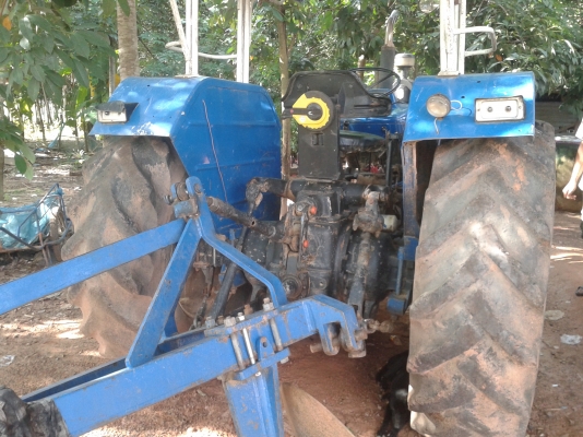 ขายรถแทรกเตอร์ฟอร์ด 6600 t3 ตัวเต็ม ขายรถแทรกเตอร์ฟอร์ด 6600 t3 ตัวเต็ม