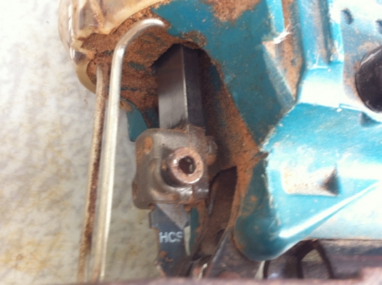 เลื่อยจิ๊กซอ MAKITA 4324 ผลิตที่ญี่ปุ่น เป็นรุ่นที่ปรับให้ตัวรับใบเลื่อยโยกตามใบเลื่อยเพื่อง่ายต่อการตัด เลื่อยจิ๊กซอ MAKITA 4324 ผลิตที่ญี่ปุ่น เป็นรุ่นที่ปรับให้ตัวรับใบเลื่อยโยกตามใบเลื่อยเพื่อง่ายต่อการตัด