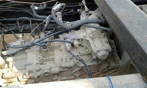 ขายสิบล้อหัวแชสซี ISUZU FVZ33MZ22 เครื่อง 6HH1-200 แรง ปี 47 ทะเบียนพร้อม